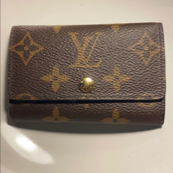 Louis Vuitton Accessories - Louis Vuitton Key Case 6